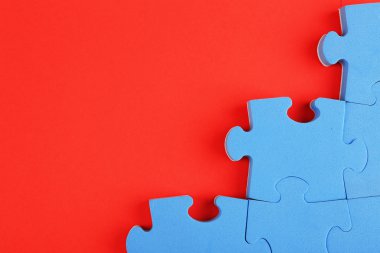 Mavi puzzle parçaları