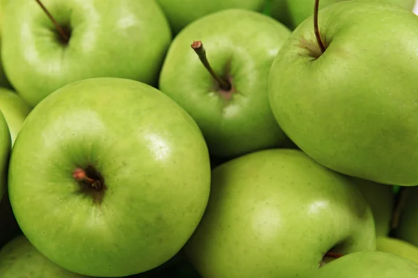 Zralá zelená jablka zavřít — Stock fotografie