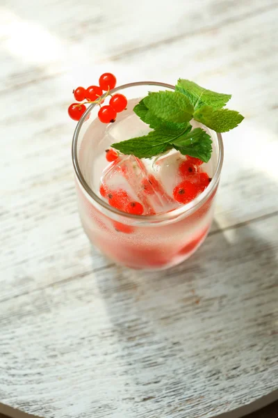 Refrescante bebida fría de verano — Foto de Stock