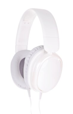 Kulaklıklar beyaza izole edildi