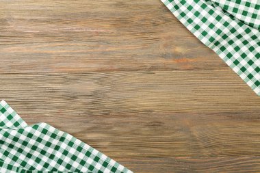 Peçete ahşap arka plan üzerinde