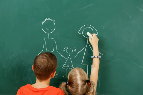 Kinder Malen Der Schule Tafel — Stockfoto