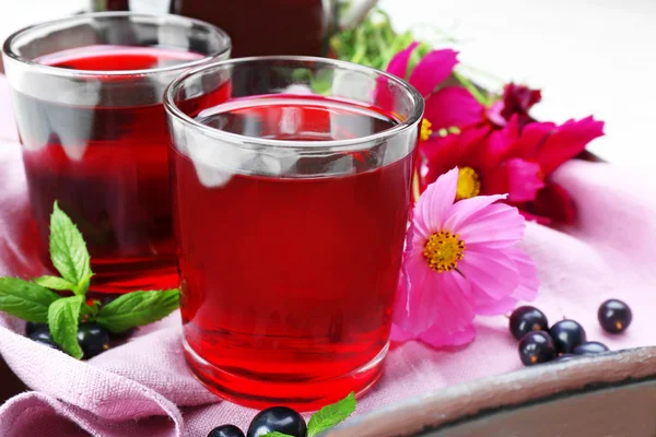 Verre de jus de cassis frais — Photo