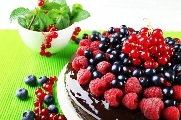 Delicious chocolate cake — Stock Photo, Image