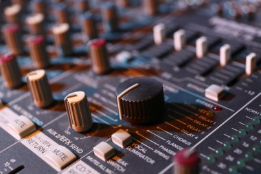 Ses müzik karıştırıcı kontrol paneli