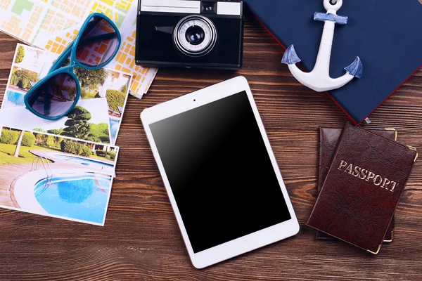 Preparação para viagem, bilhete de reserva — Fotografia de Stock