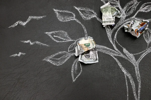 Money tree on blackboard — Stock Photo, Image