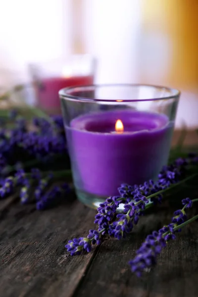 Candles with lavender flowers — Stock Photo, Image