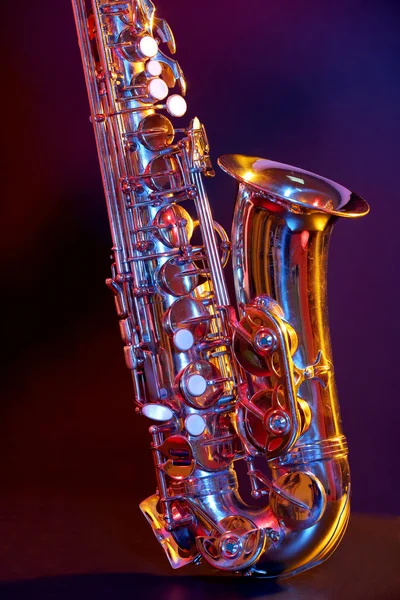 Golden classical saxophone — Stock Photo, Image