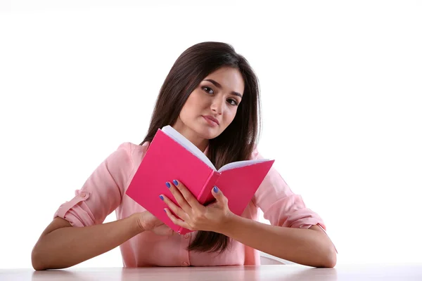 Jovencita leyendo libro — Foto de Stock