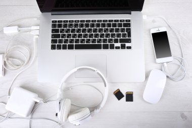 Computer peripherals and laptop accessories clipart
