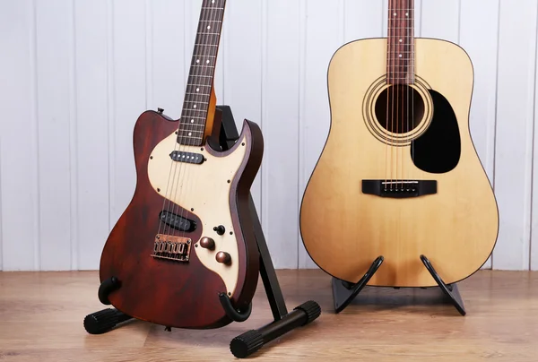 Guitars on white wooden — Stock Photo, Image