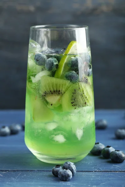 Kiwi i Blueberry koktajl — Zdjęcie stockowe