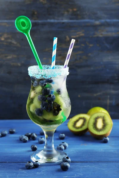 Kiwi i Blueberry koktajl — Zdjęcie stockowe