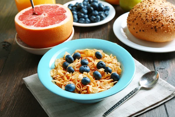 Café da manhã saudável com frutas — Fotografia de Stock