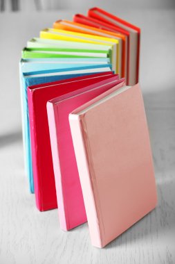 Tablo renkli kitap