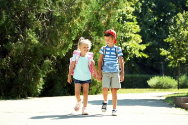 mutlu çocuklar aktif 