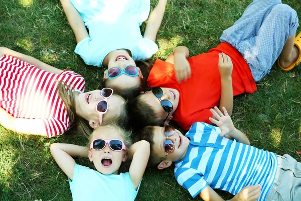 Gelukkige actieve kinderen — Stockfoto