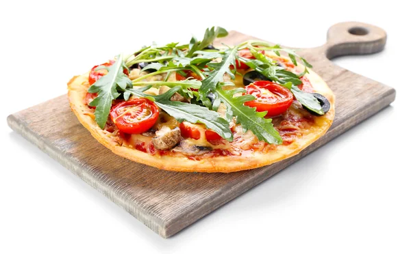 Segmenten van heerlijke pizza met groenten — Stockfoto