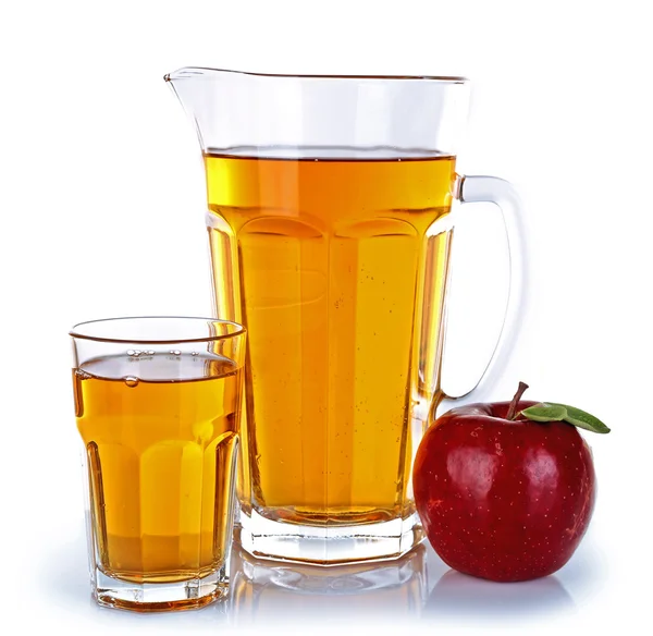 Jarra llena y vaso de jugo de manzana — Foto de Stock