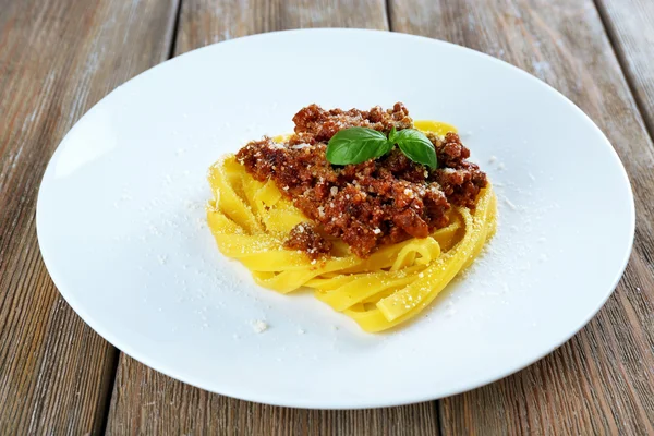 Pasta Bolognese with parmesan — Stock Photo, Image