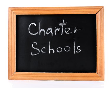 Charter okulları kara tahta yazılı