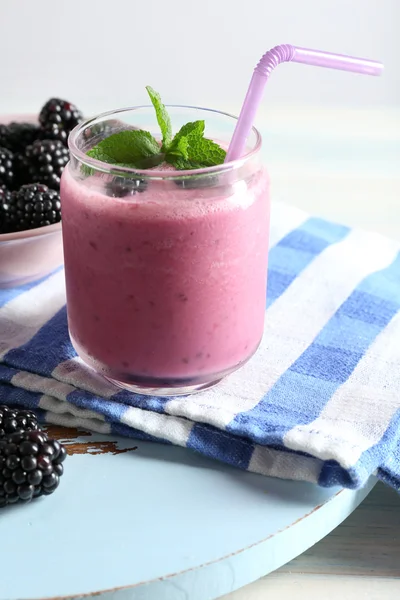 Lezzetli berry smoothie — Stok fotoğraf