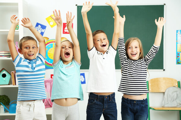 Портрет счастливых одноклассников
 