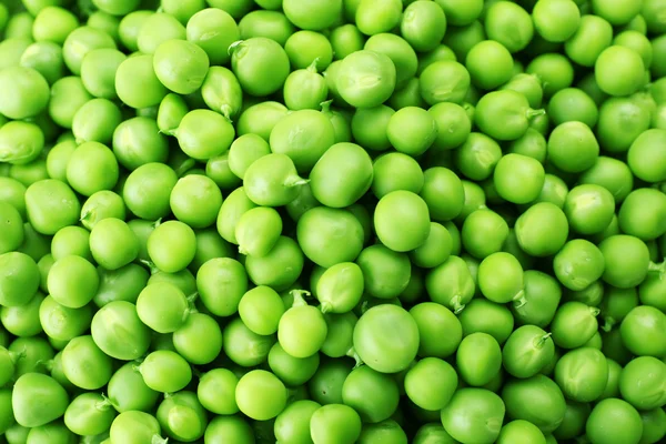 Heap of fresh green peas close up — Stock Photo, Image