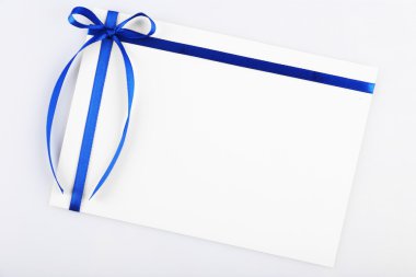 Yay ile dekore edilmiş kartı