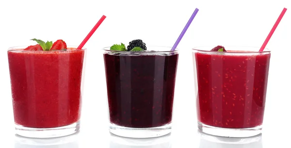 Raspberry, strawberry and blackberry cocktails — Stockfoto