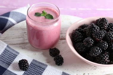 lezzetli berry smoothie