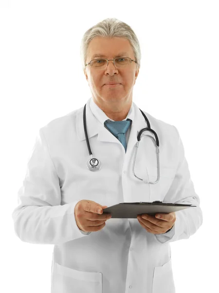 Doctor con portapapeles aislado en blanco — Foto de Stock