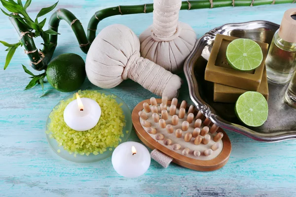 Beautiful composition of spa treatment on color background — Stock Photo, Image