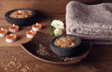 Mumlar ile güzel spa kompozisyon