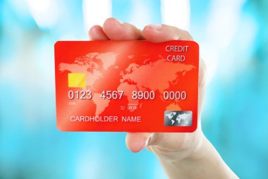 El ele tutuşan kredi kartı