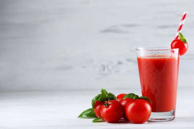 domates suyu ile sebze