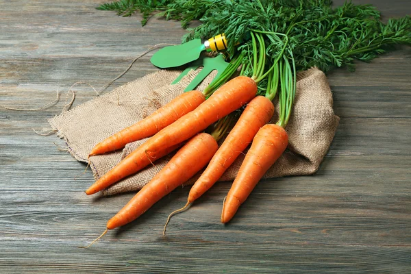 Свіжа морква органічні — стокове фото