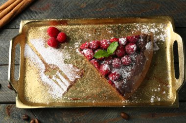 kek çikolata sır ile