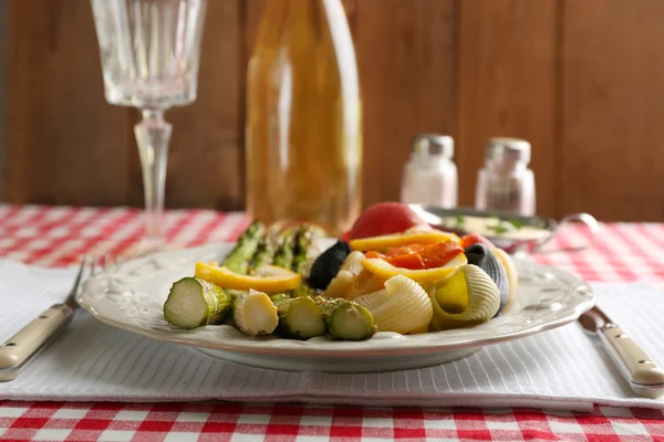 Roasted asparagus on table — Stock Photo, Image