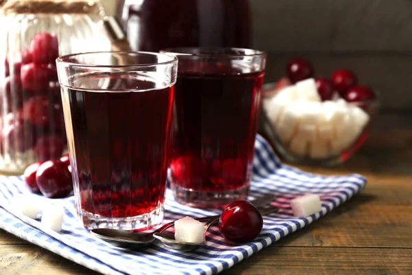 Sladké domácí třešňový kompot — Stock fotografie