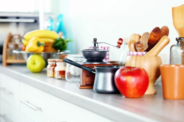 Composición con diferentes utensilios —  Fotos de Stock