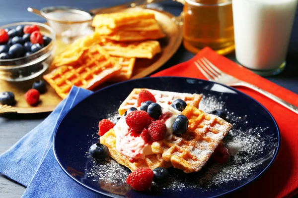 Sweet homemade waffles — Stock Photo, Image