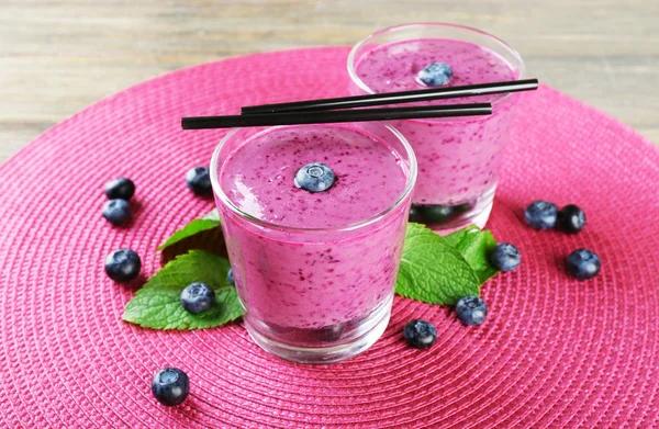 Glas Blaubeer-Smoothie — Stockfoto