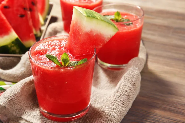 Glazen watermeloen sap — Stockfoto