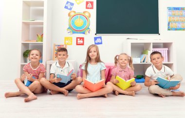 Satır çocukların sınıfta