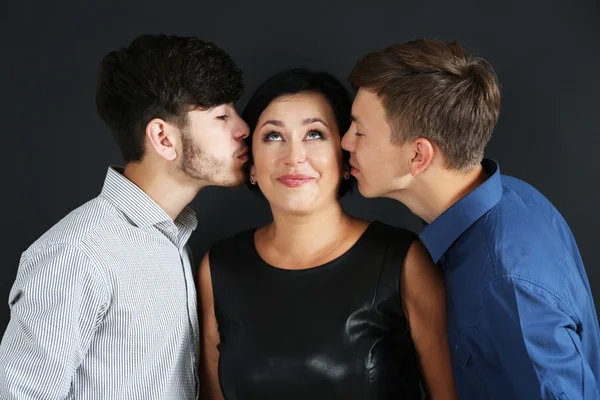 Retrato de mãe e seus filhos — Fotografia de Stock