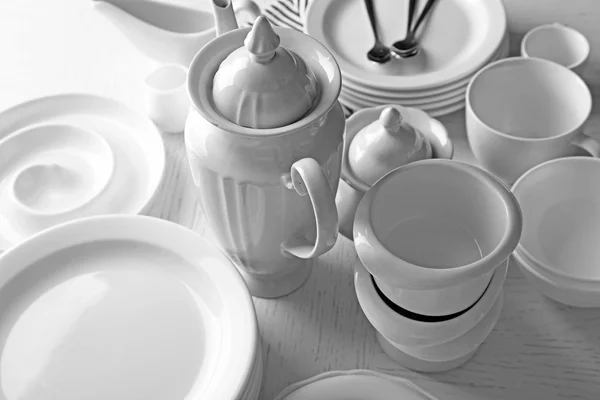 Beyaz seramik yemekleri kümesi — Stok fotoğraf