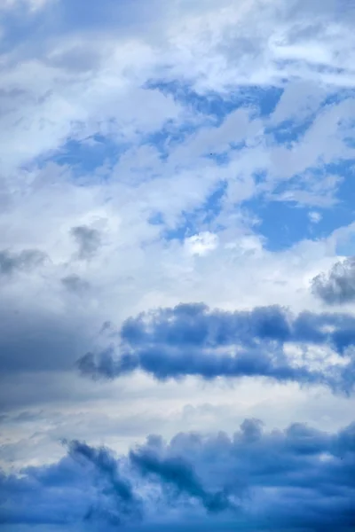 Cielo nublado fondo — Foto de Stock