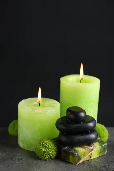 Beautiful composition of spa treatment on dark background — Stock Photo, Image